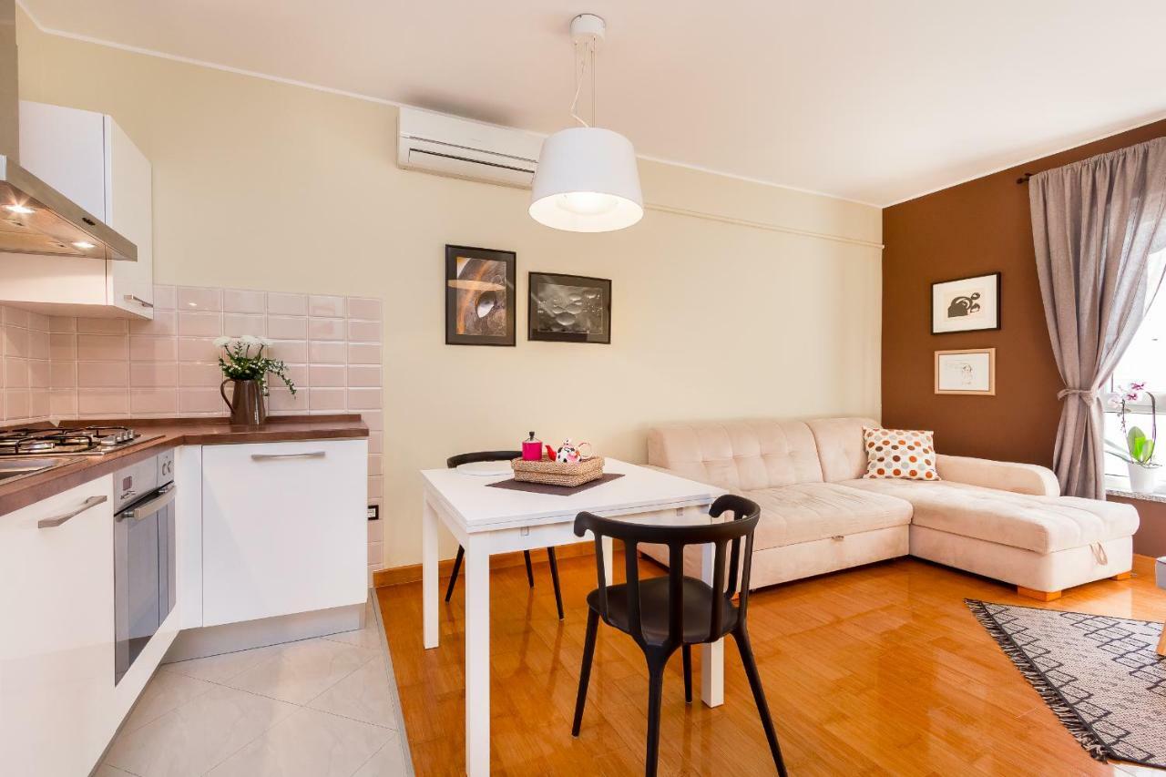 City Stylish Apartment พูลา ภายนอก รูปภาพ